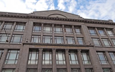 Russia's Finance Ministry Opposes Central Bank Call for Crypto Ban