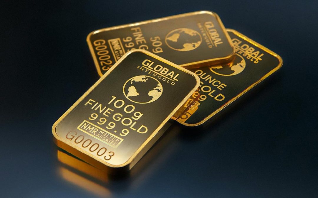 Gold Surges to Record High Amid Safe-Haven Demand