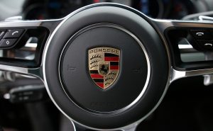 Porsche Seeks Blockchain Companies for Startup Competition