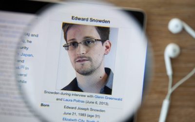 Side Effects of Economic Growth: Is Snowden Right to Say Bitcoiners Shouldn’t Be Bankers?