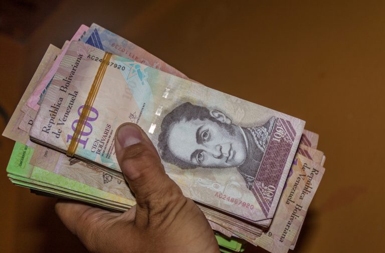 How Fiat Money Fails: Deconstructing the Government’s Paper-Thin Promise