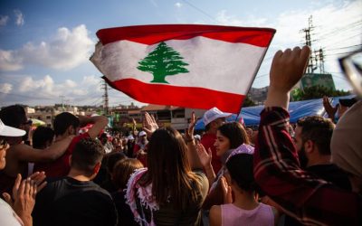 Lebanese Protestors Gather at Central Bank as Financial Lockout Continues