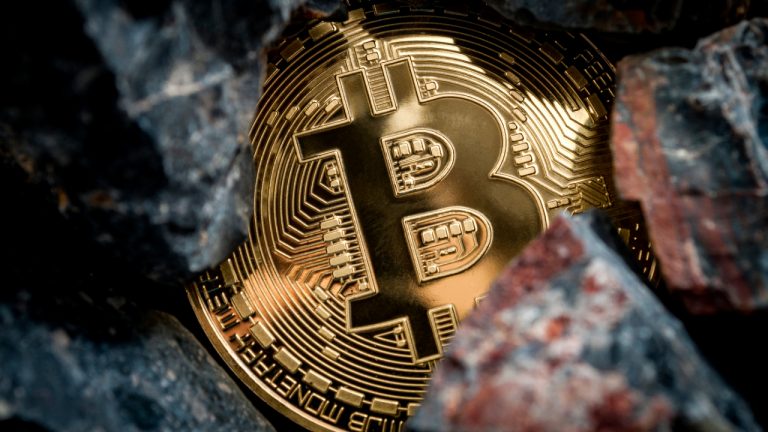 Venezuelan Army Starts Mining Bitcoin for ‘Unblockable Income’