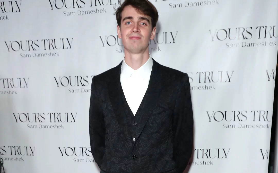 Crypto Influencer Cooper Turley Removed From FWB Over 2013 Bigoted Tweets