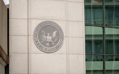 Two Senate Democrats pressure the SEC to block crypto ETPs