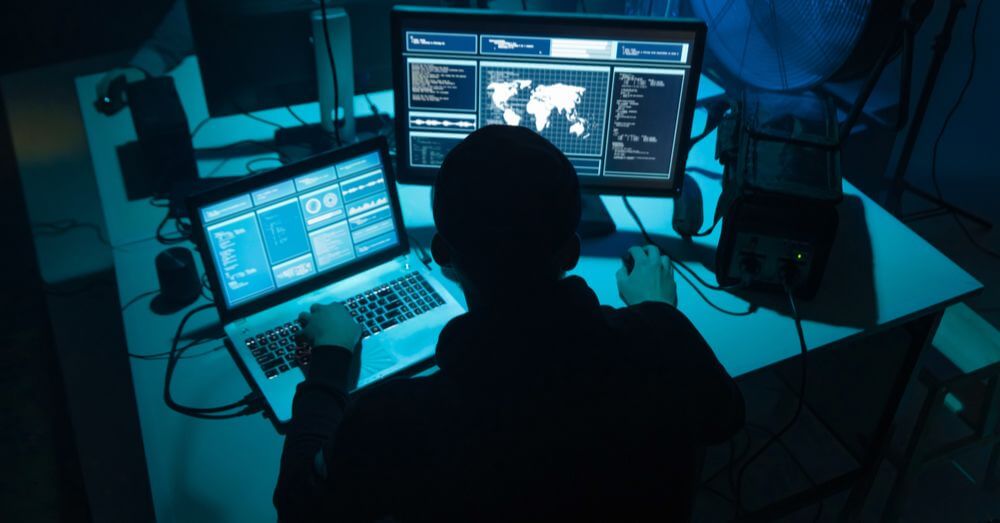 dYdX faces security breach amid sale discussions and leadership changes