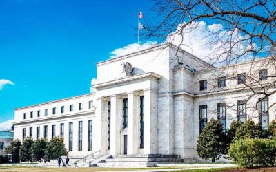 Peter Schiff Urges the Fed to Raise Rates and Let Markets Crash