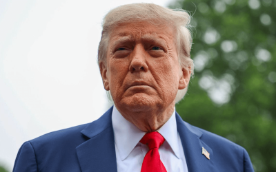 Trump Drafts Letter to Fire Fed Chair Powell, Polls GOP Support: NYT 