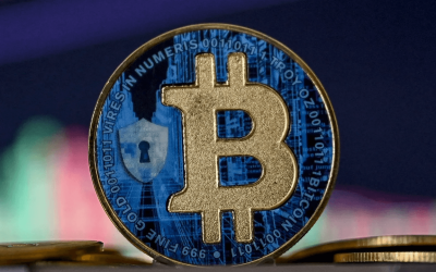 Bitcoin Price Watch: Rejection From $124K Sparks Short-Term Bearish Outlook