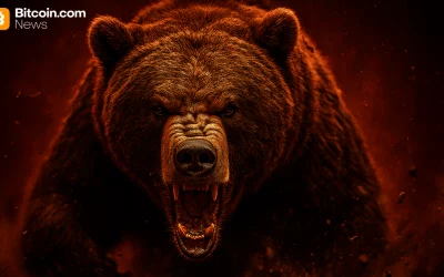 Crypto Volatility Returns: Bitcoin’s Price Clings to Support Amid Bearish Pressure