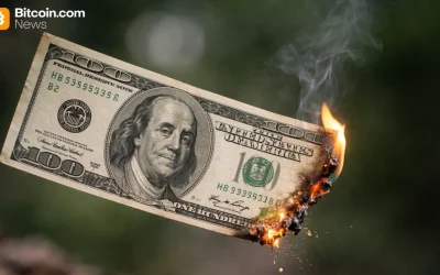 US Dollar Supremacy Cracking as Expert Warns Compounding Macro Dangers