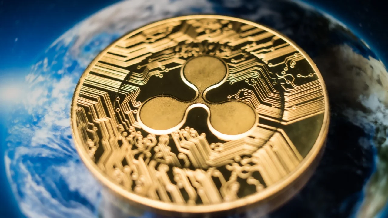 Ripple CEO Bullish on Bitcoin but Says Strategy’s Leverage Hurt Crypto Market – Bitcoin News