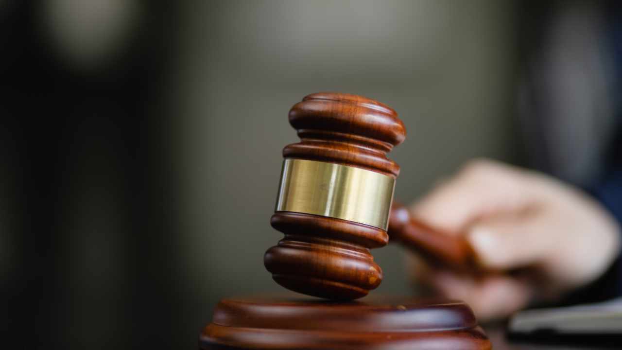 Texas Halts Alleged Crypto Pyramid Scheme After ‘Zero-Risk’ Millionaire Promises