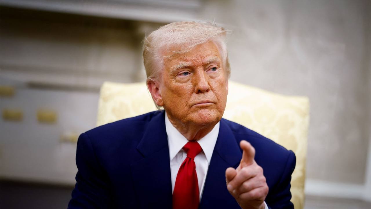 Supreme Court Blocks Trump From Firing Fed’s Lisa Cook in 5-4 Ruling, But Expands His Reach – Bitcoin News