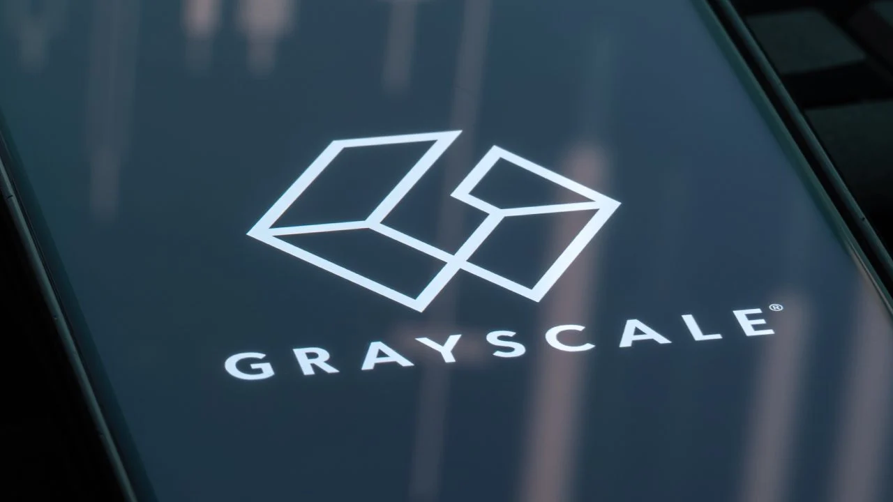 Grayscale to Pay Quarterly Cash From ETH and SOL Staking Rewards: A Look at The Mechanics